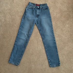 Levi’s 512 classic slim stretch jeans.